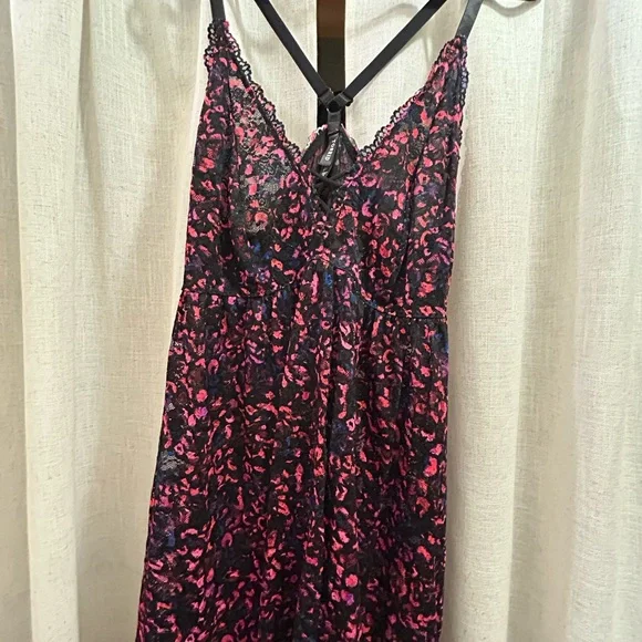 Torrid Pink and Blue babydoll - Picture 3 of 5